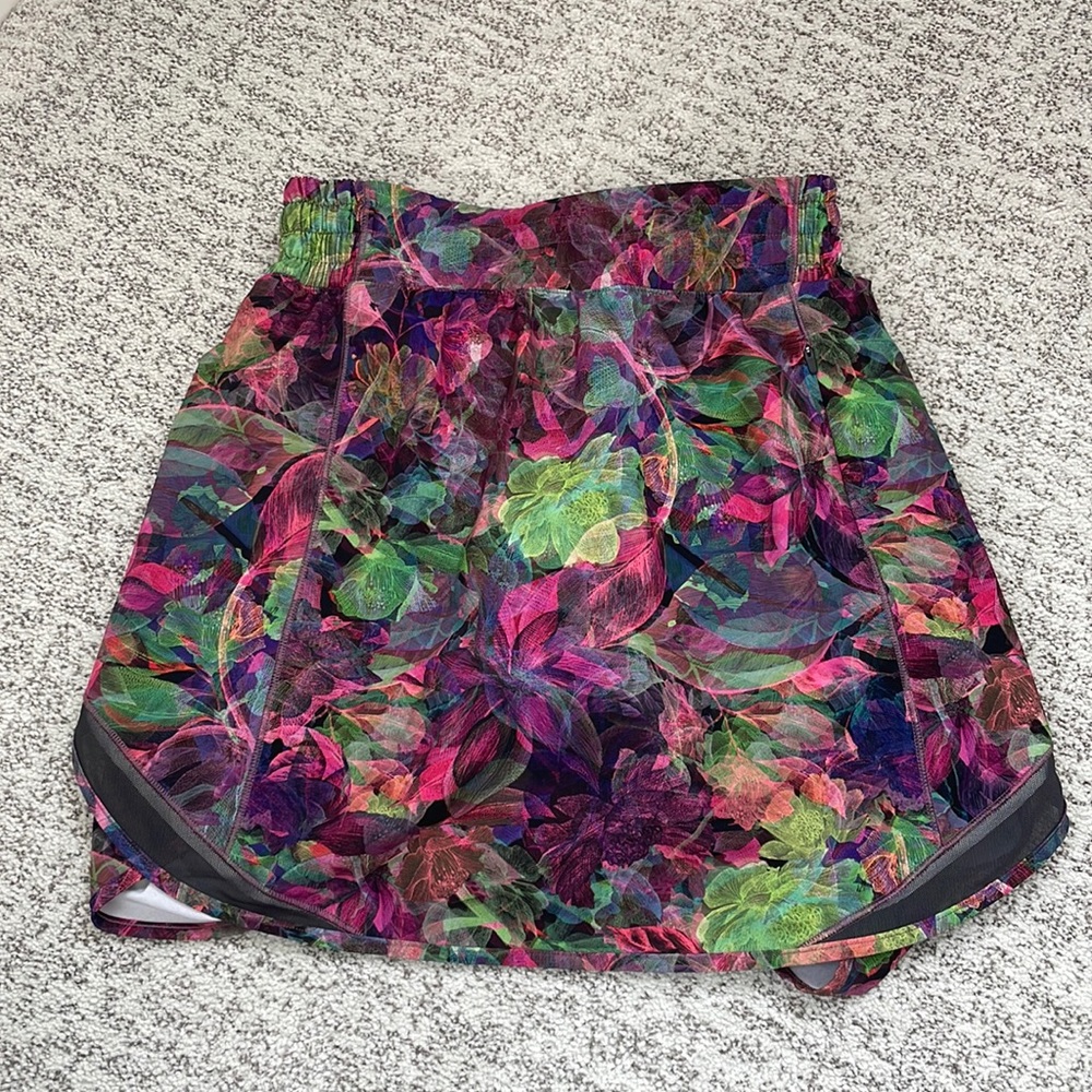 Lululemon tennis skirt- size 4